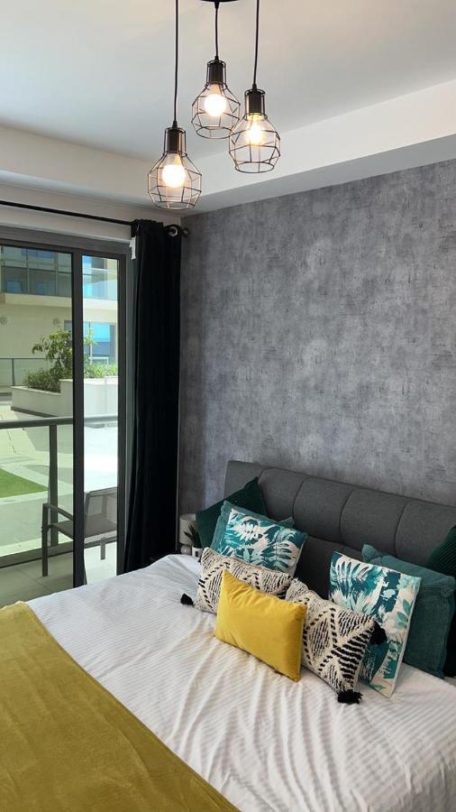 Beach Dream - A Luxury 1 Bedroom Apartment With Direct Beach Access Ras al-Khaimah Bagian luar foto
