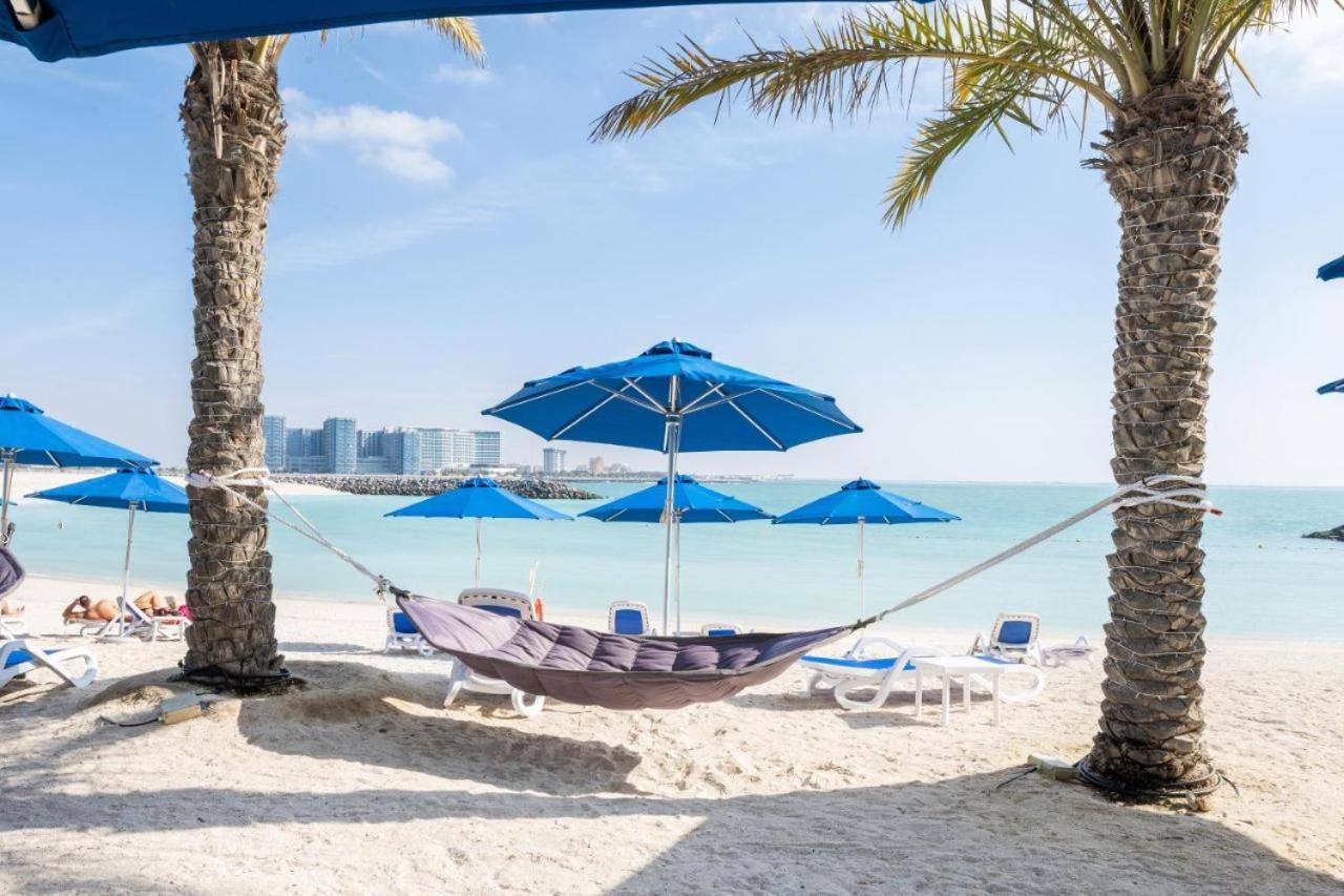 Beach Dream - A Luxury 1 Bedroom Apartment With Direct Beach Access Ras al-Khaimah Bagian luar foto